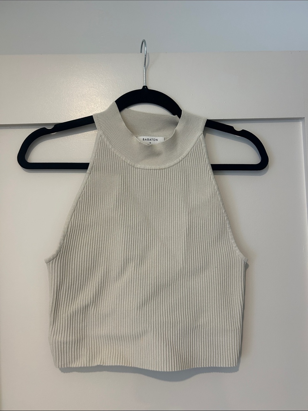 Aritzia Babaton Cream Ribbed Mock-Neck Crop Tank
